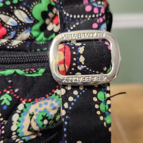 Vera Bradley Kiev Paisley Triple Zip Hipster Crossbody Shoulder Bag Black EUC - Picture 2 of 9